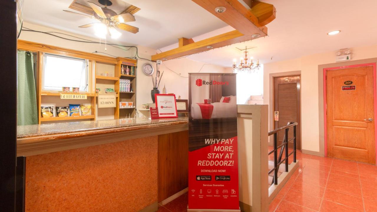 Reddoorz @ Paterno Street Tacloban Hotell Exteriör bild